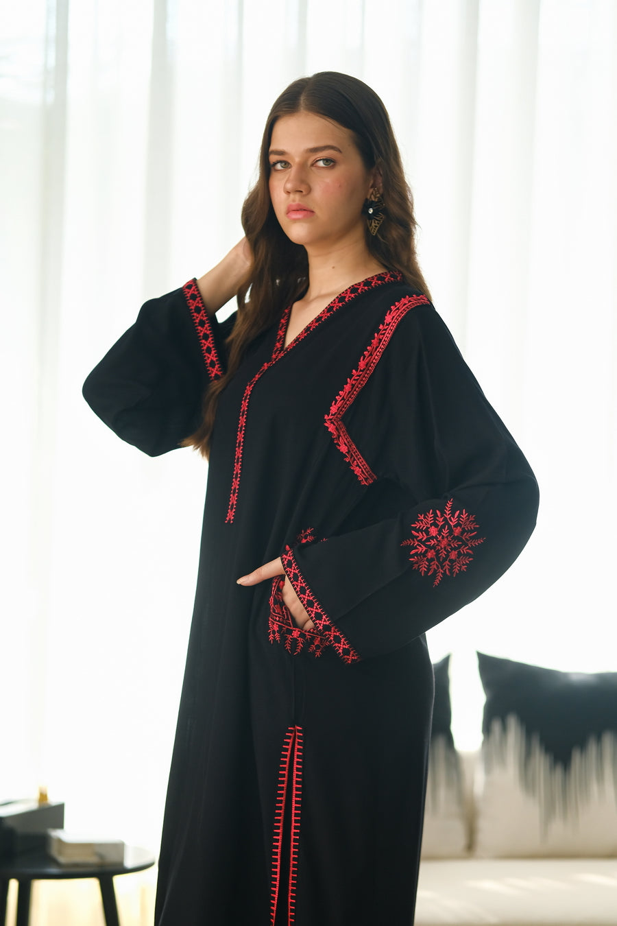 Scarlet Elegance - 2pcs - Embroidered