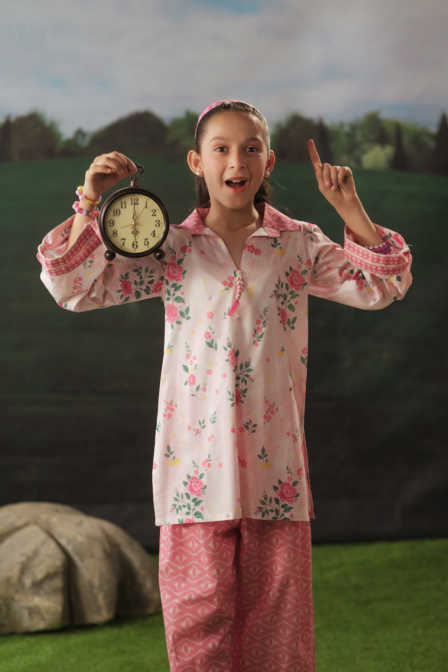 Pink Meadow - 2pcs - Cotton/Lawn - 2pcs-ready-to-wear - Sprinkles Pakistan