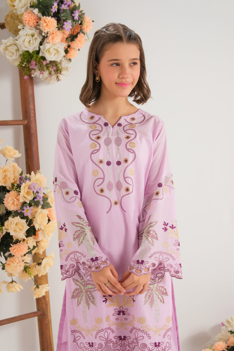 Blush Paisley Charm - 2pcs - Embroidered