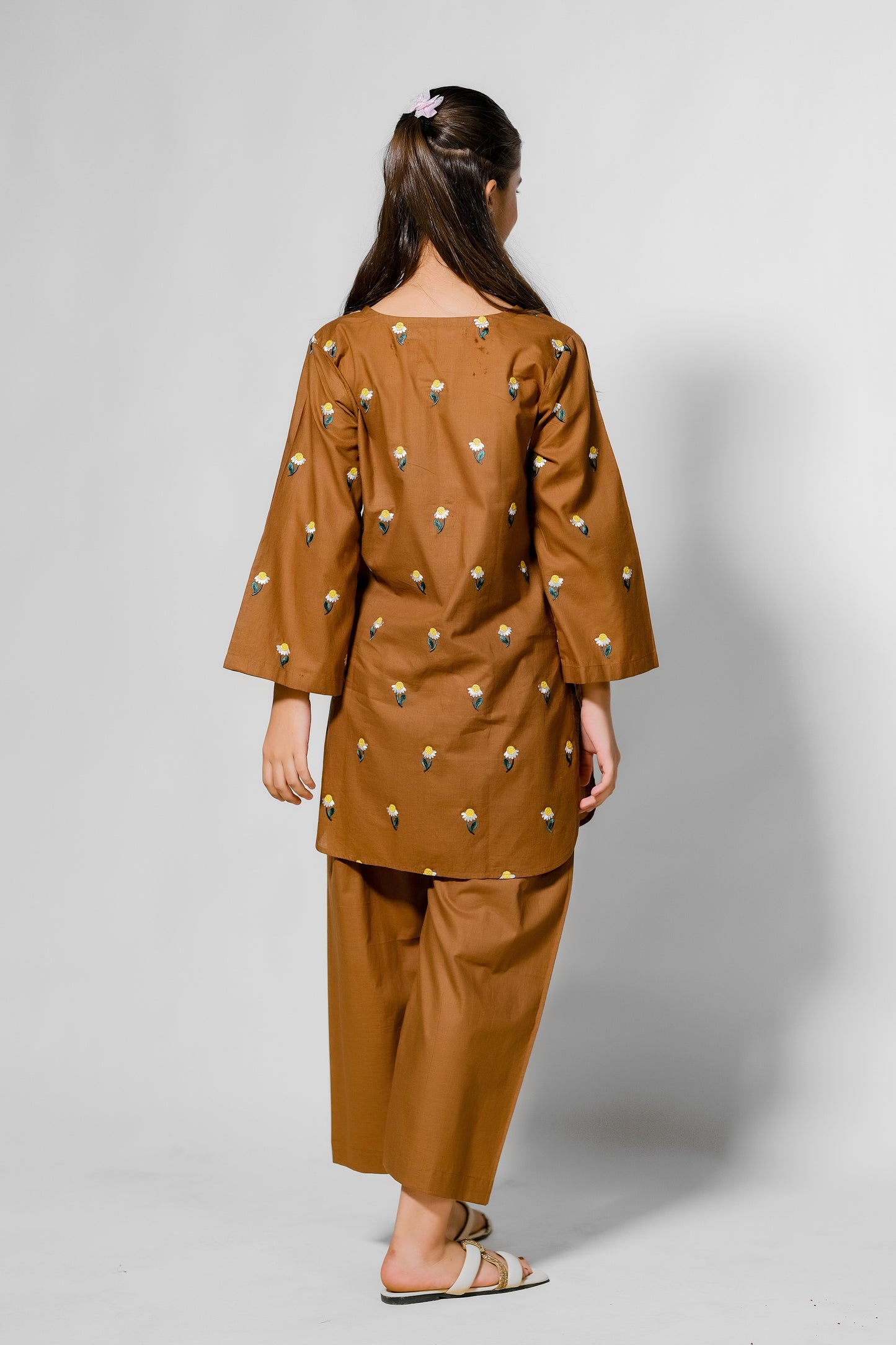 Sunny Daisy - 2pcs - Embroidered