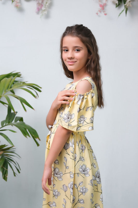 The Duo Yellow Allover Flover Print Short Sleeve Tunic Dress