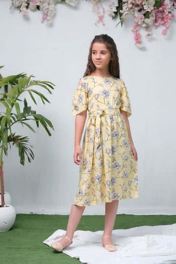 The Duo Yellow Allover Flover Print Short Sleeve Tunic Dress