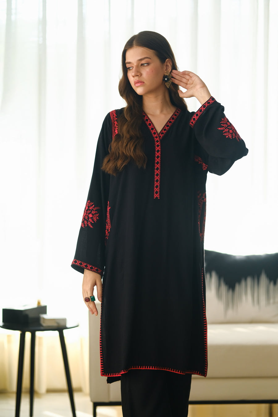 Scarlet Elegance - 2pcs - Embroidered