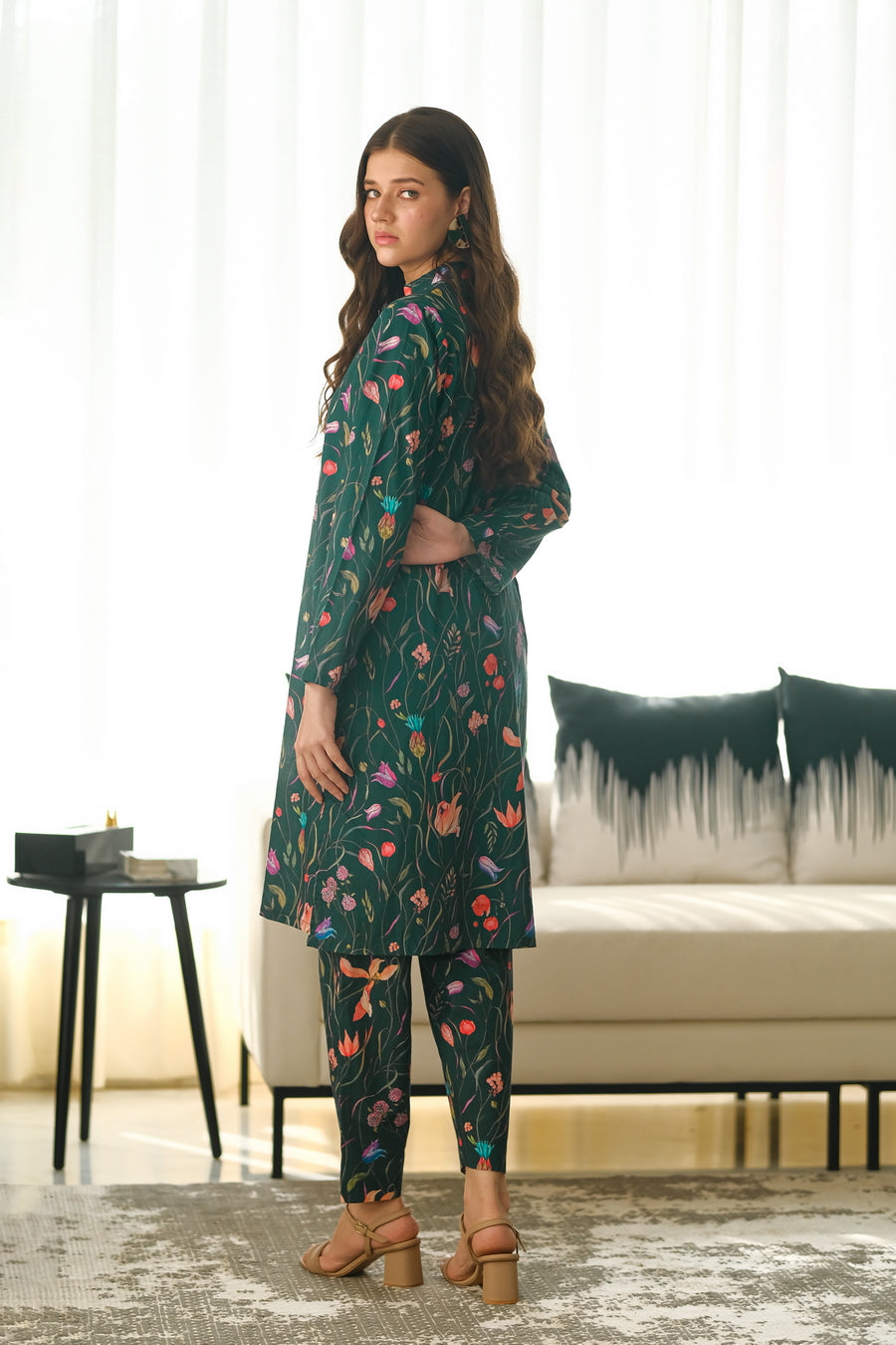 Wildflower - 2-Piece Luxury Lawn Set