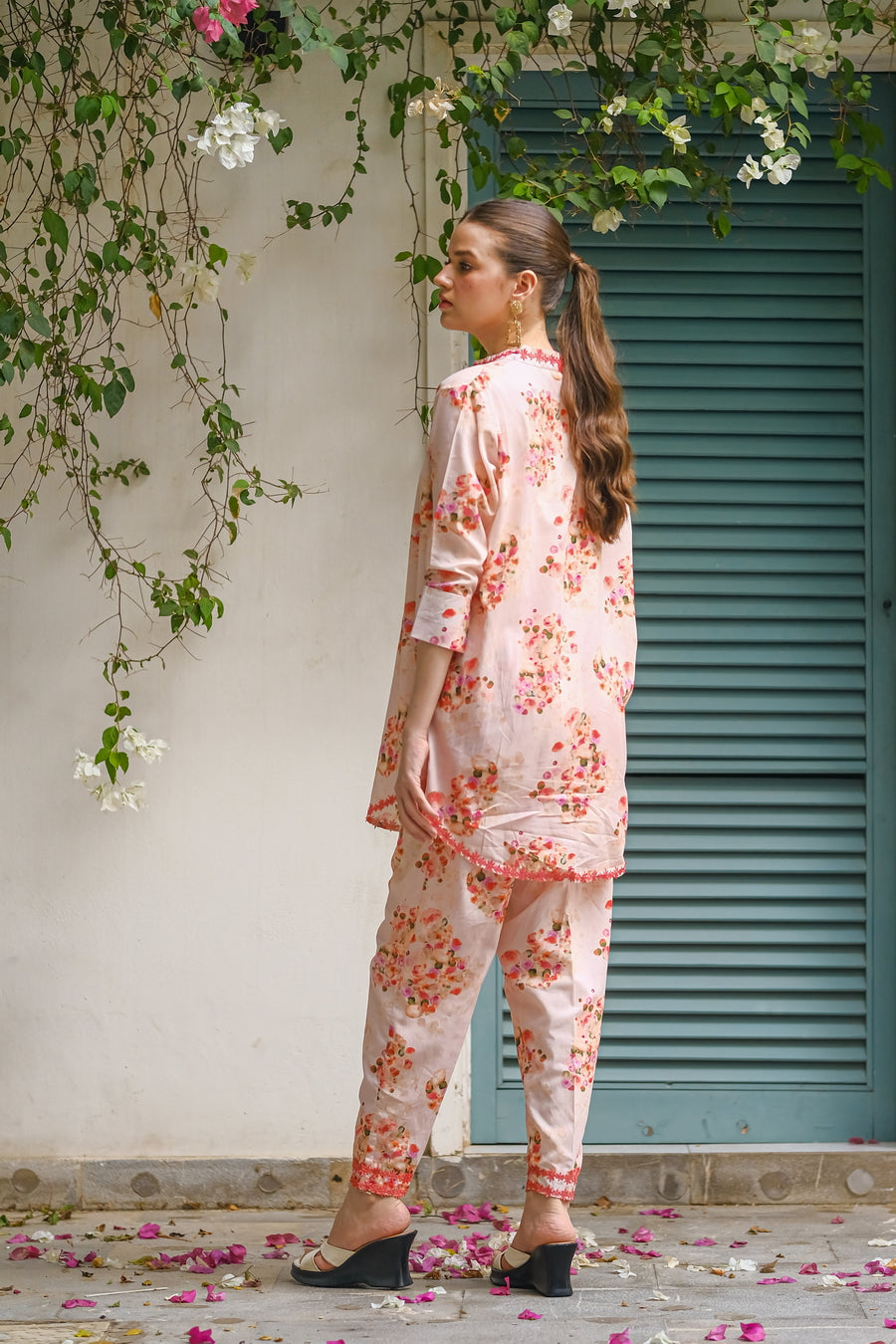 Blossom - 2-Piece Luxury Lawn Set - Luxury Lawn - Lawn, dresses, 2pcs-rtw - Sprinkles Pakistan