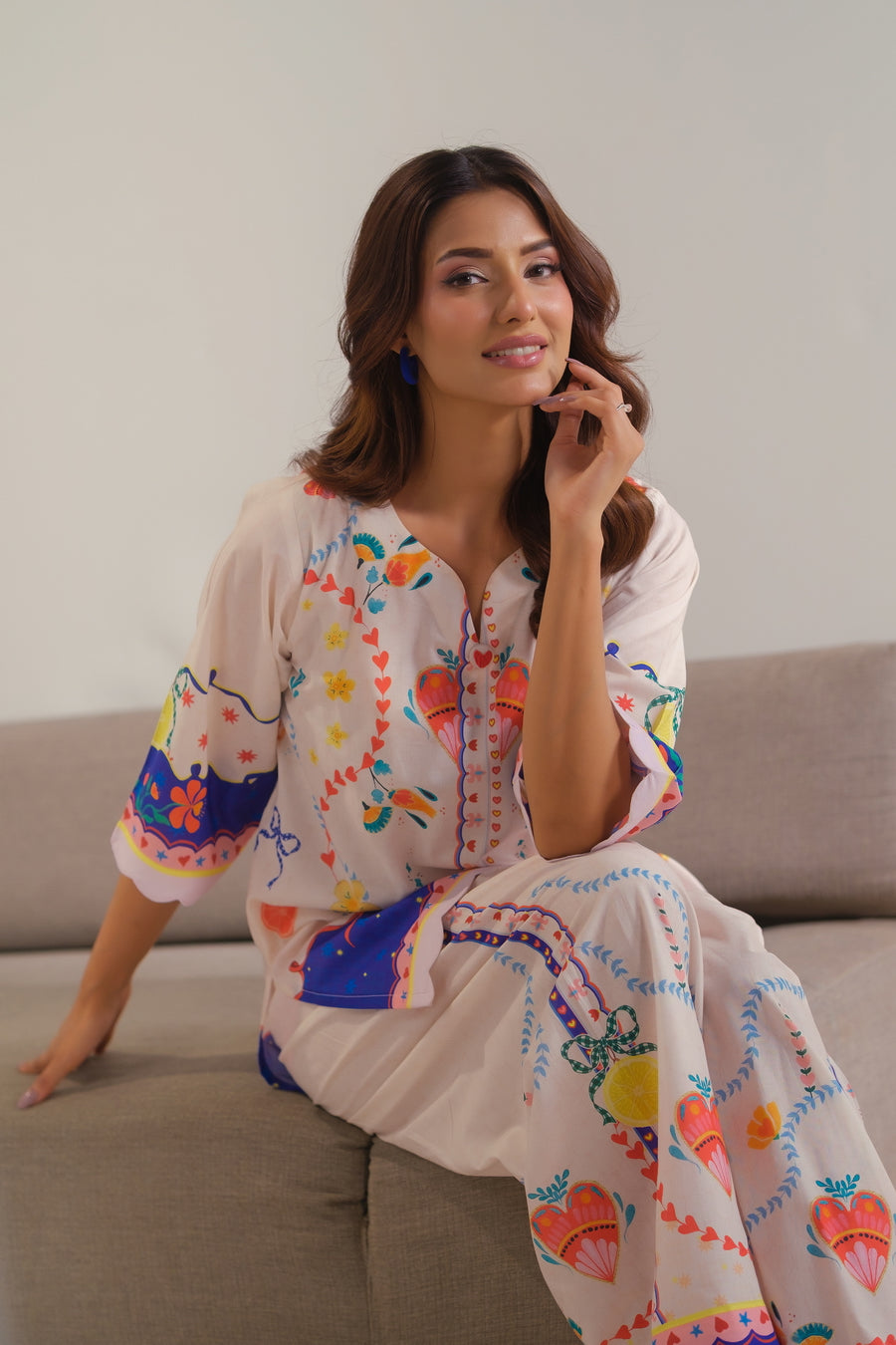 Aurora Threads - 2pcs - Cotton/Lawn - 2pcs-ready-to-wear - Sprinkles Pakistan