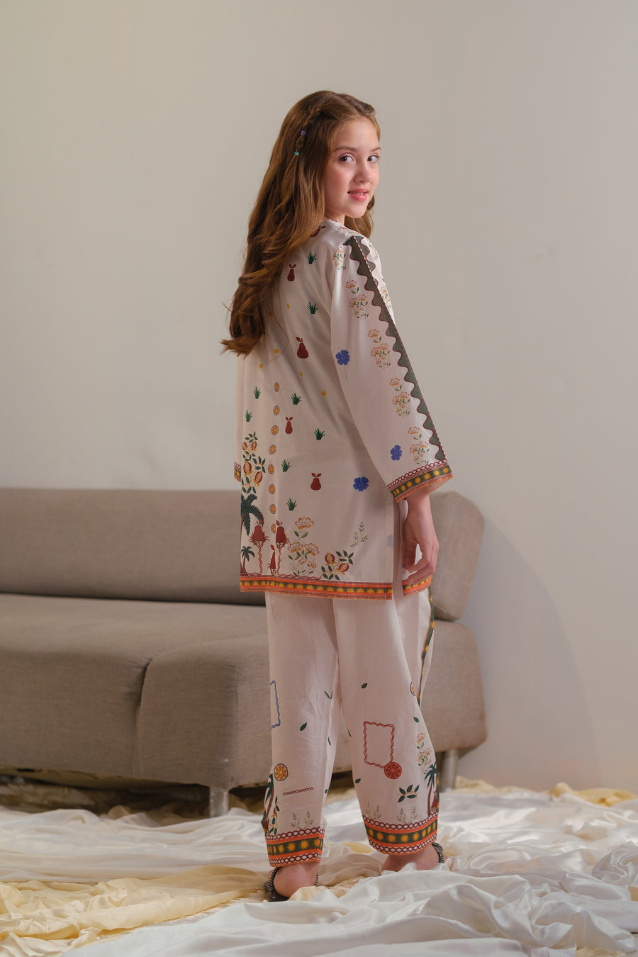 Ivory Heritage - 2pcs - Cotton/Lawn - 2pcs-ready-to-wear - Sprinkles Pakistan