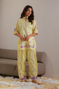 Yellow Radiance - 2pcs - Cotton/Lawn - 2pcs-ready-to-wear - Sprinkles Pakistan