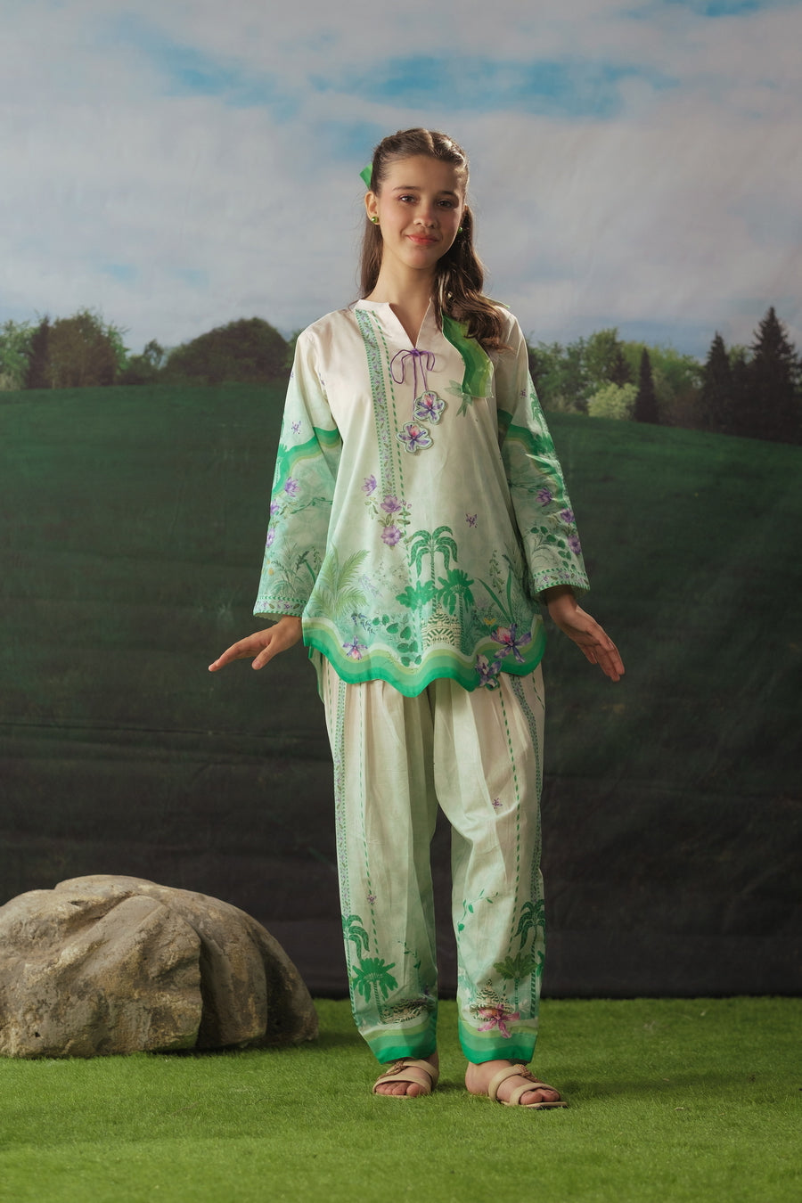 Meadow Grace - 2pcs - Cotton/Lawn - 2pcs-ready-to-wear - Sprinkles Pakistan