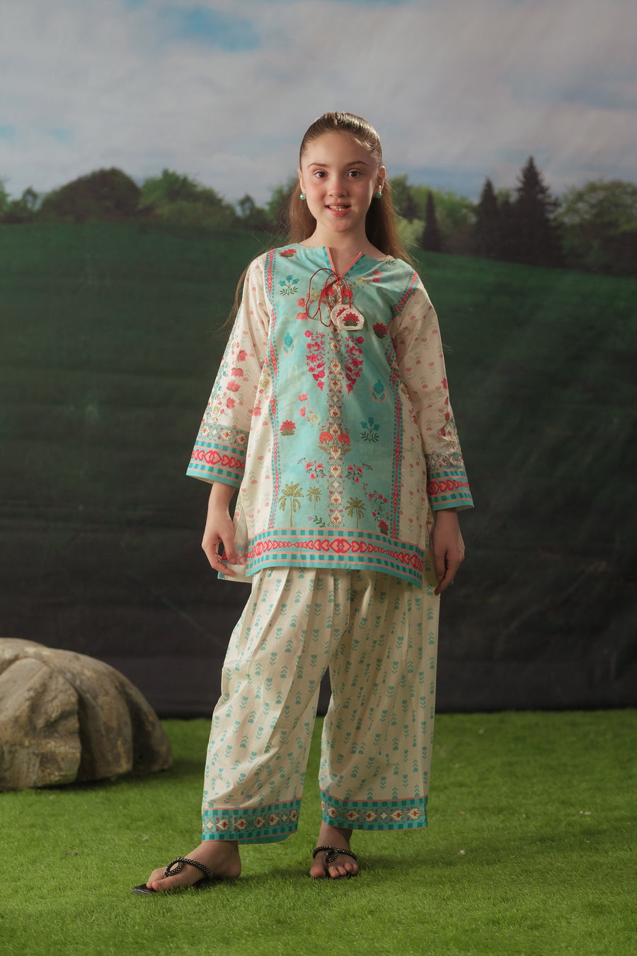 Serene Jewel - 2pcs - Cotton/Lawn - 2pcs-ready-to-wear - Sprinkles Pakistan