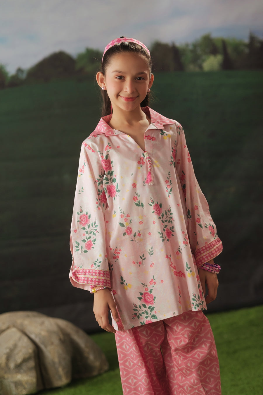 Pink Meadow - 2pcs - Cotton/Lawn - 2pcs-ready-to-wear - Sprinkles Pakistan
