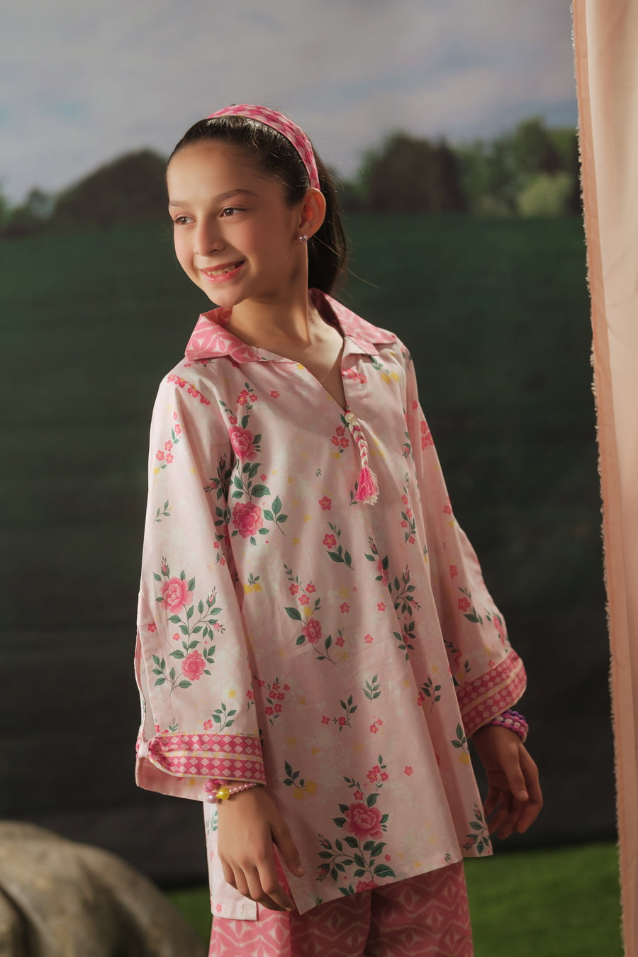 Pink Meadow - 2pcs - Cotton/Lawn - 2pcs-ready-to-wear - Sprinkles Pakistan