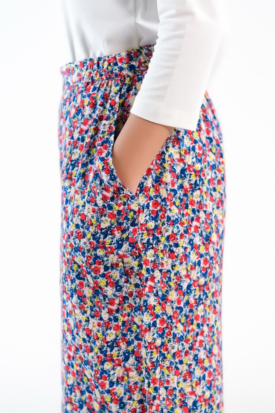 Allover Floral Wide Leg Pant