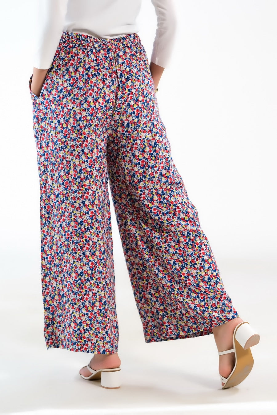 Allover Floral Wide Leg Pant