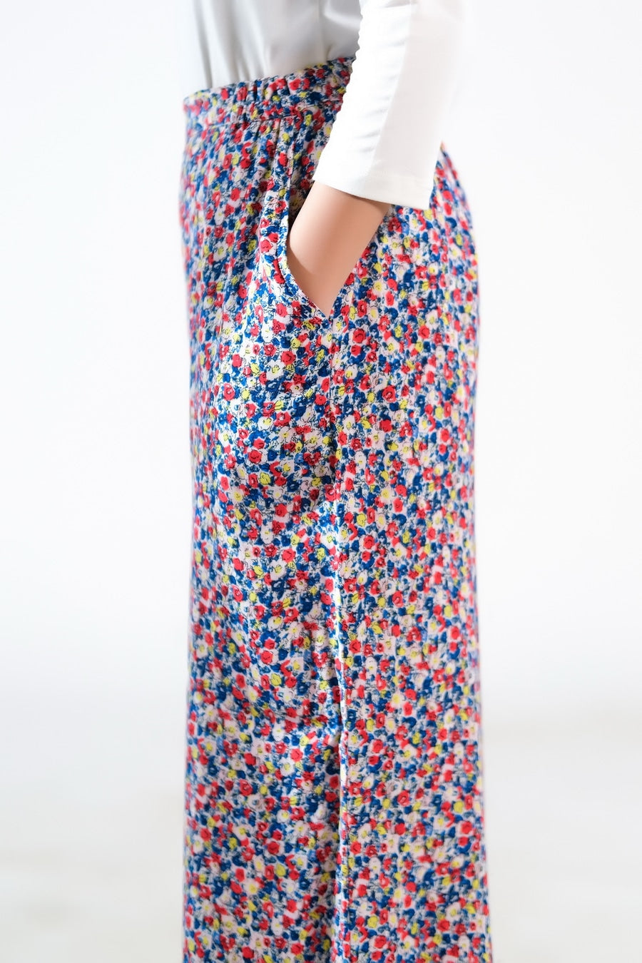 Allover Floral Wide Leg Pant