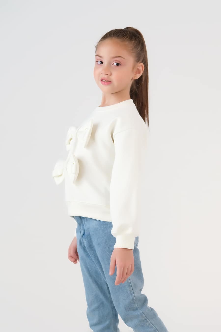 Bow Charm Sweatshirt - Cream White