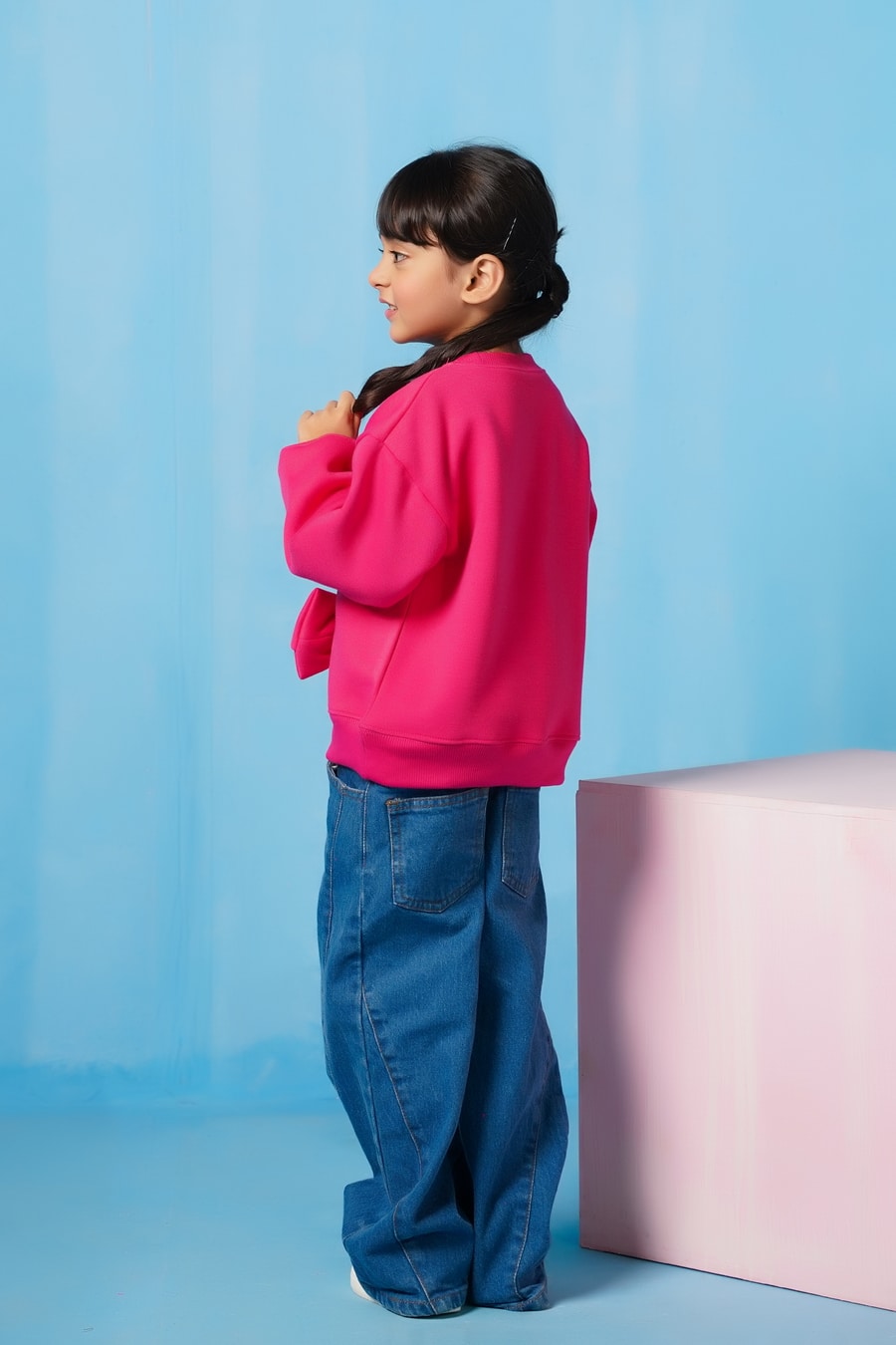 Bow Charm Sweatshirt - Hot Pink