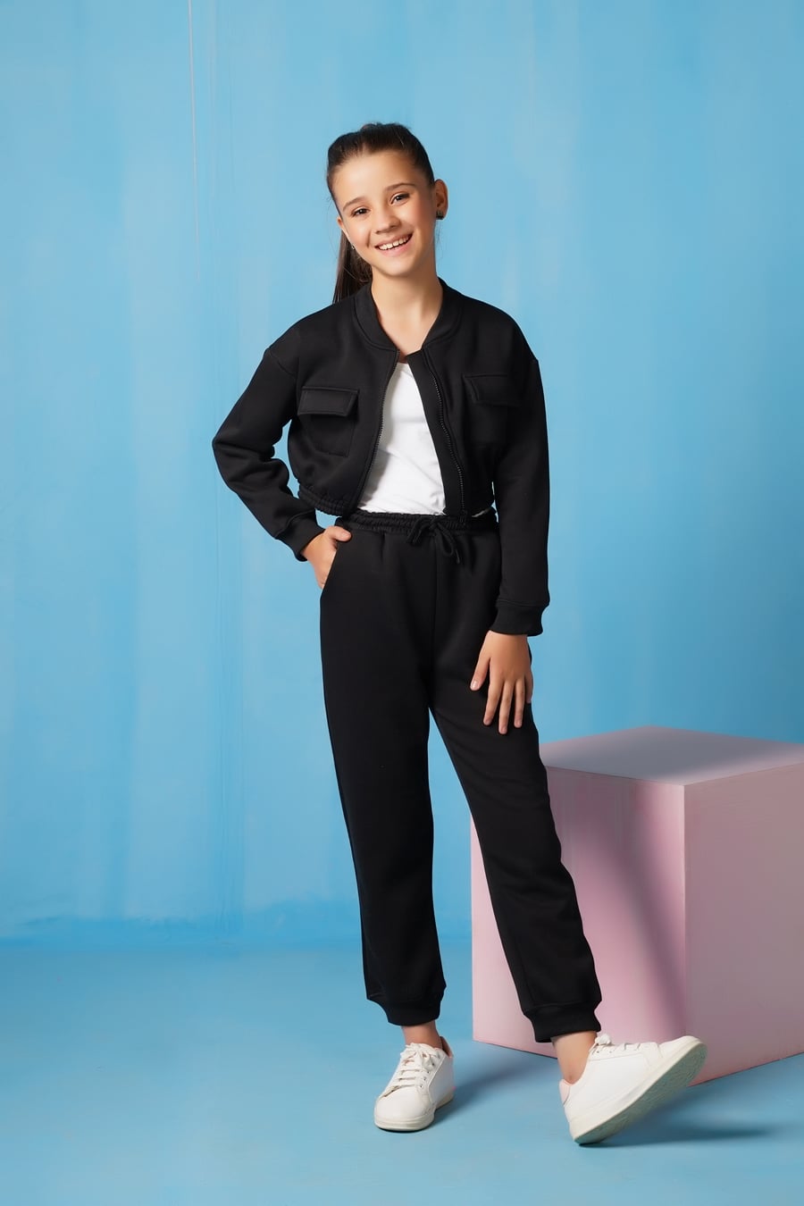 Crop Jacket With Jogger Pant - Black