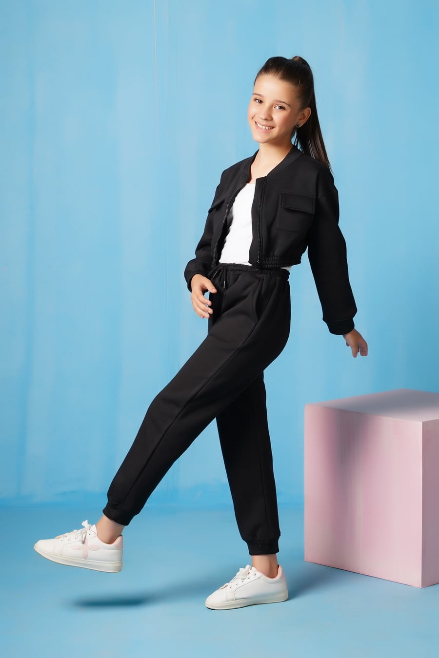 Crop Jacket With Jogger Pant - Black