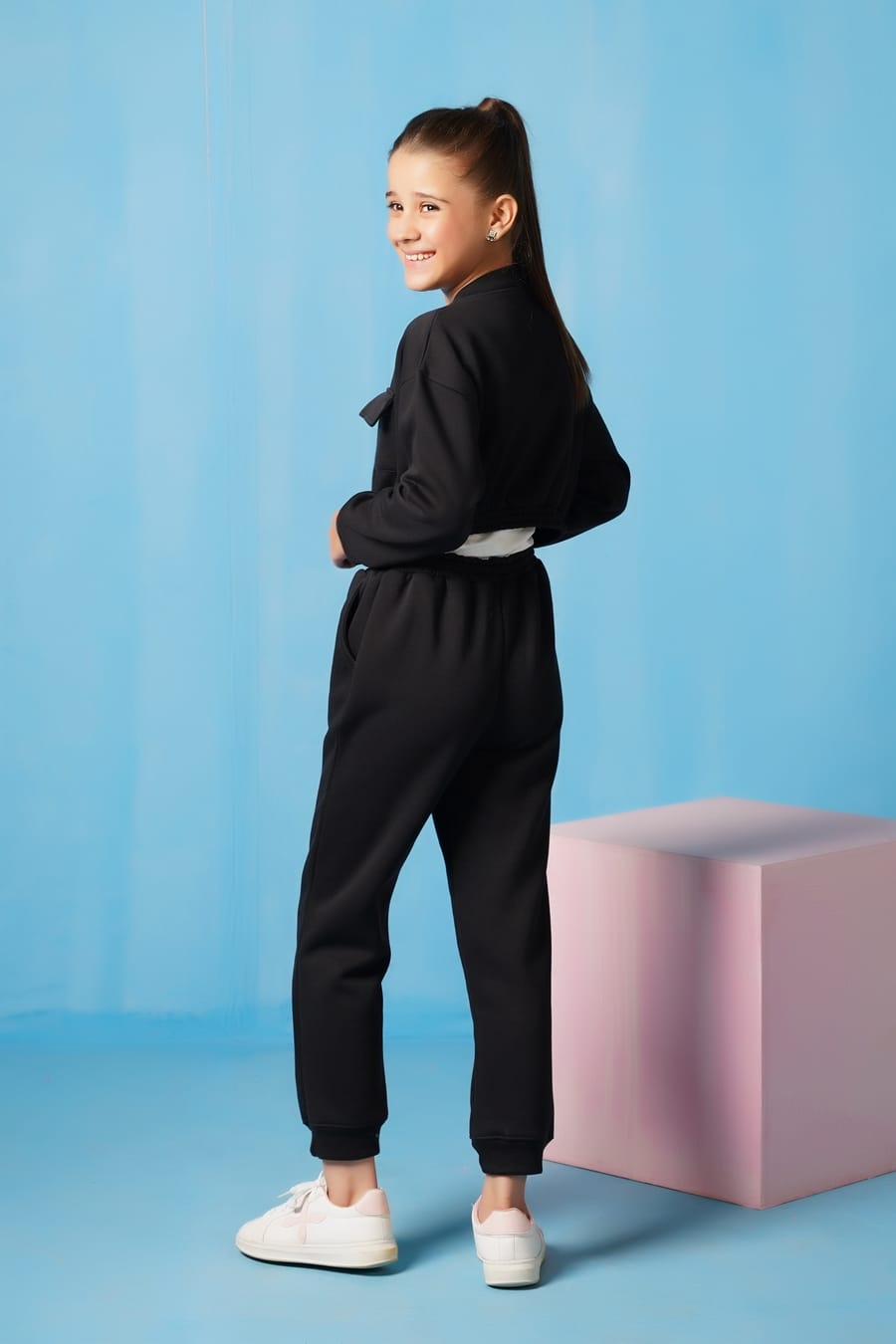 Crop Jacket With Jogger Pant - Black