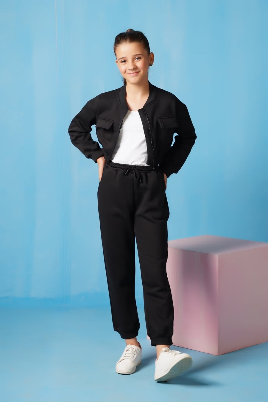 Crop Jacket With Jogger Pant - Black