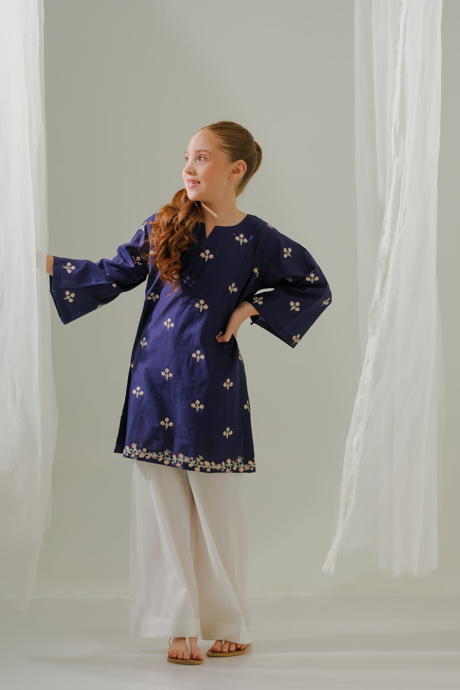 Midnight Blooms - 1pc - Embroidered