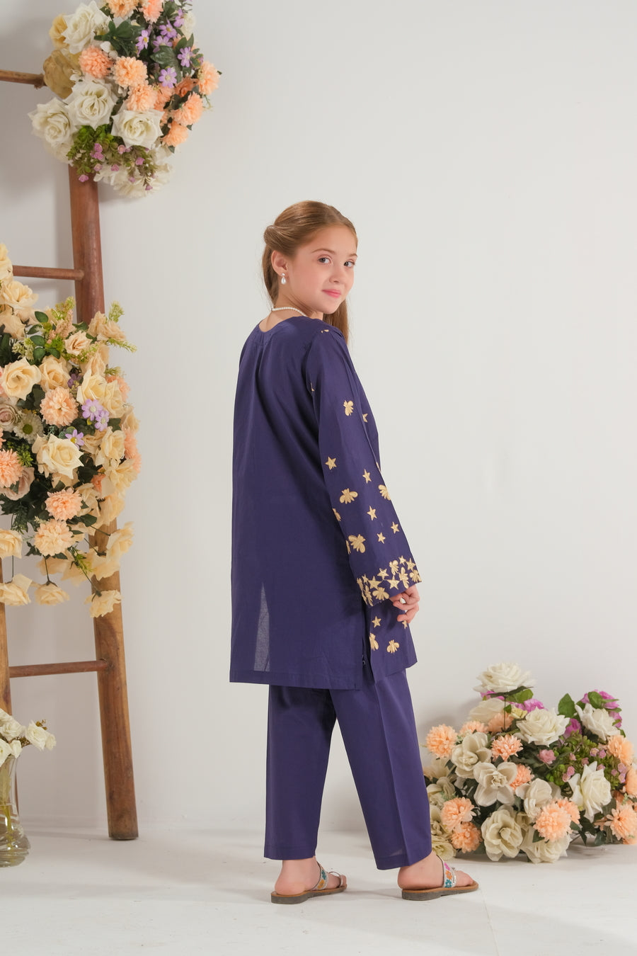 Midnight Gold Bloom - 2pcs - Embroidered