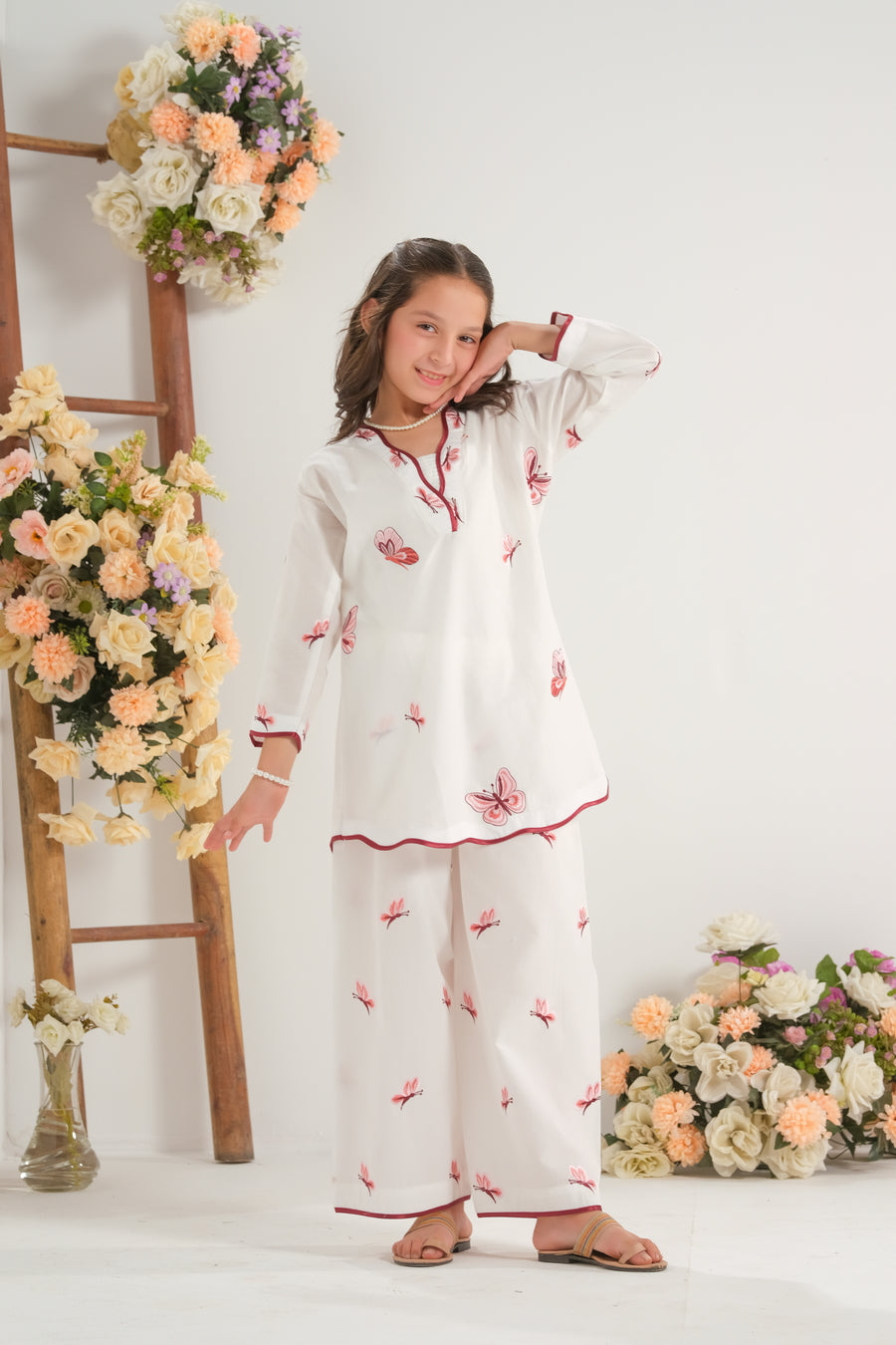 Blush Bloom White - 2pcs - Embroidered