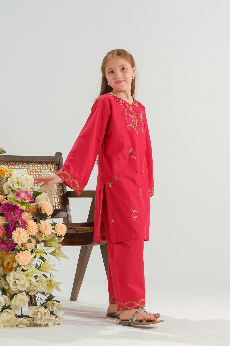 Crimson Petal Grace - 2pcs - Embroidered