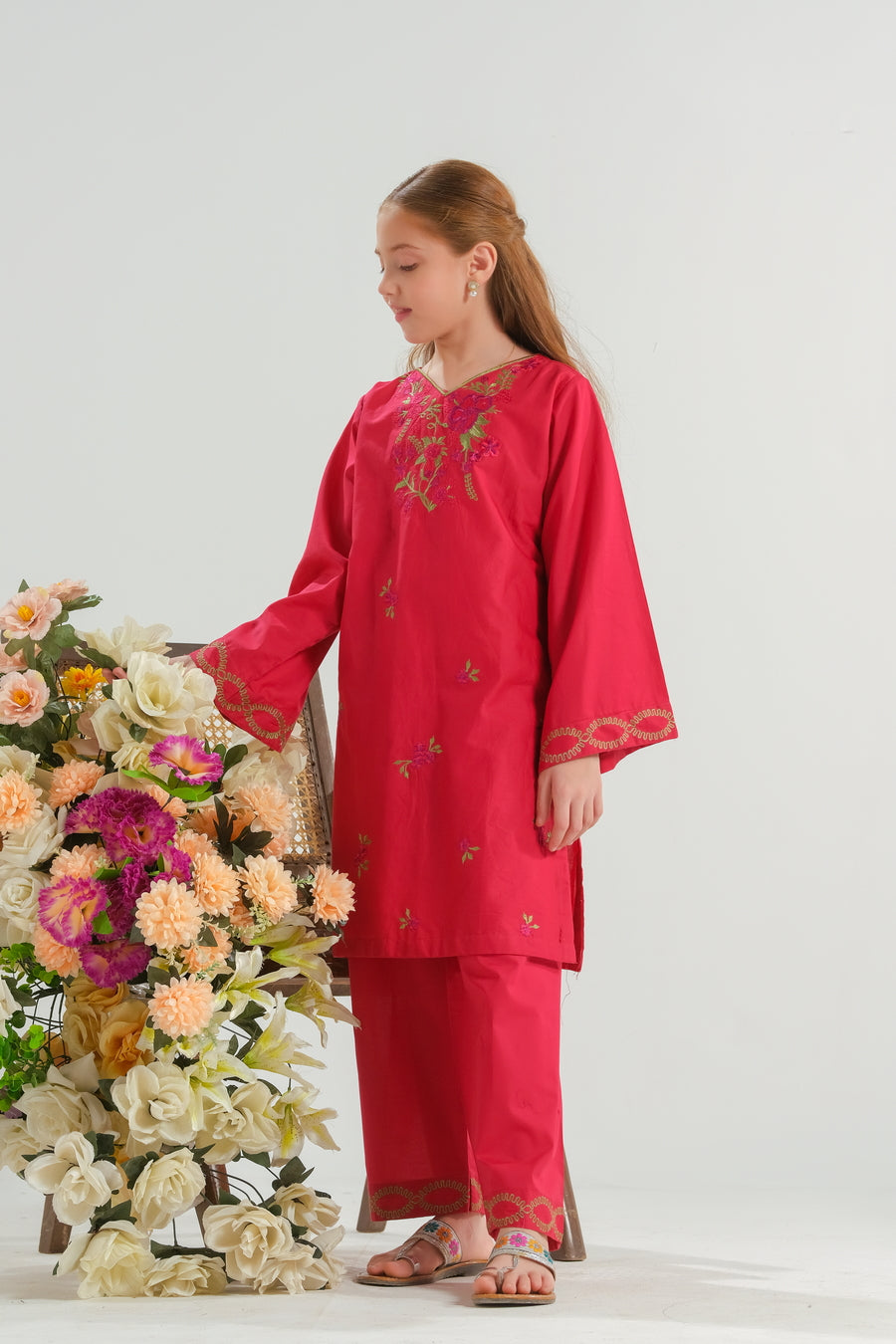 Crimson Petal Grace - 2pcs - Embroidered