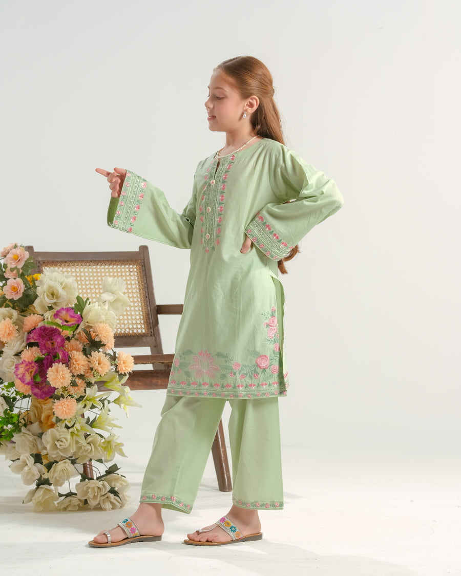 Mint Blossom Charm - 2pcs - Embroidered