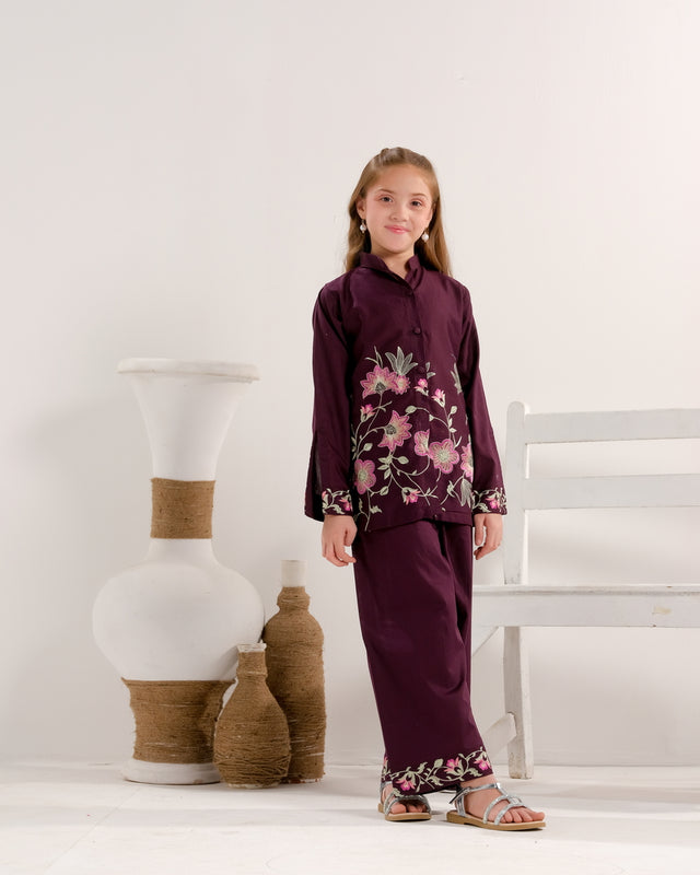 Plum Petal Grace - 2pcs - Embroidered