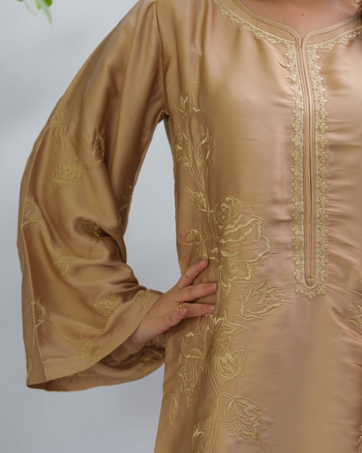 Sandstone Bloom - 1pc - Embroidered