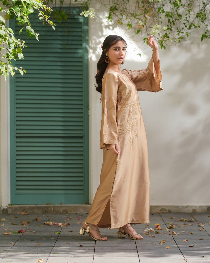 Sandstone Bloom - 1pc - Embroidered