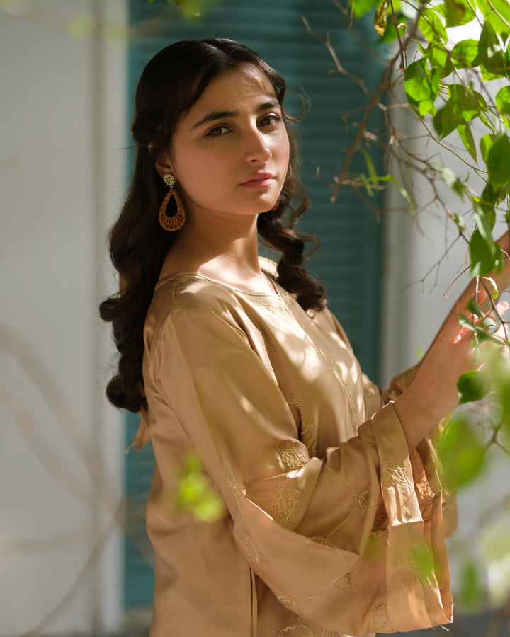 Sandstone Bloom - 1pc - Embroidered