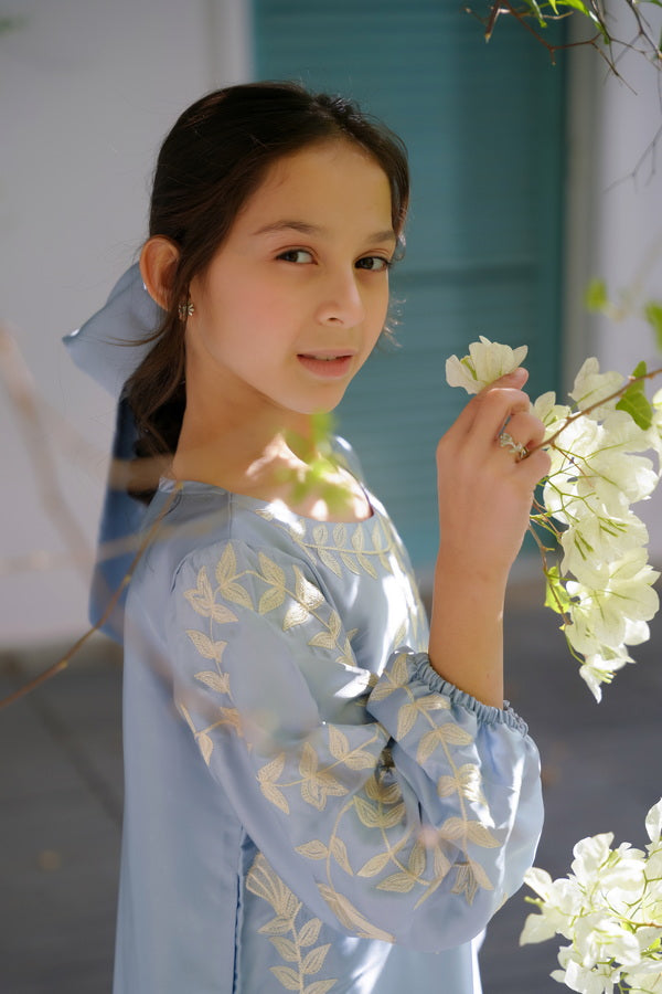 Amara Faux - 1pc - Embroidered