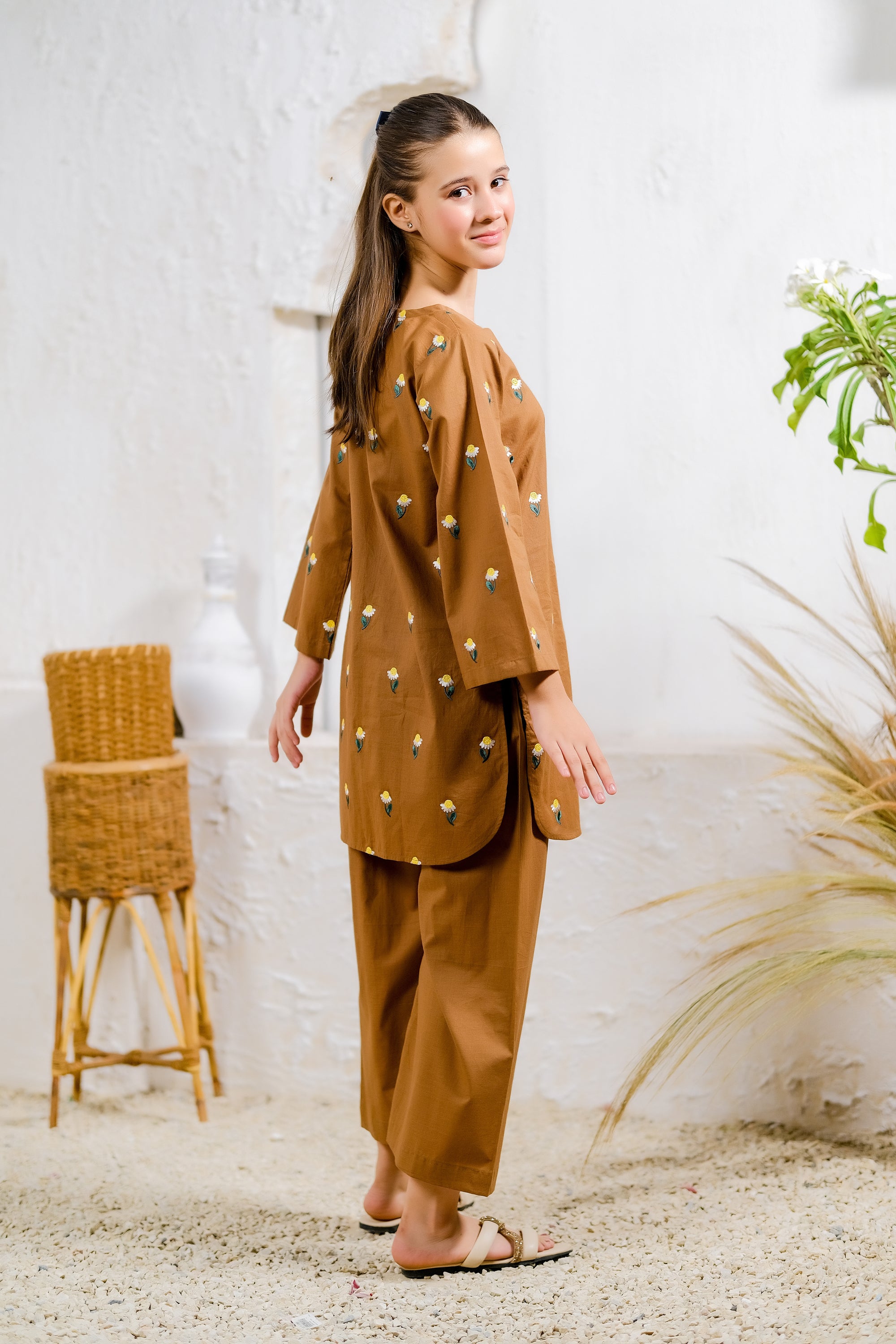 Sunny Daisy - 2pcs - Embroidered